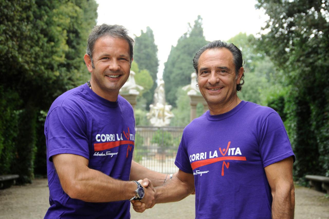 'Siniša Mihajlović e Cesare Prandelli uniti per Corri la vita 2010 (Firenze, 26 settembre 2010).'