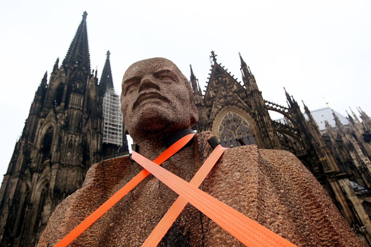 Fragments of the former Dresden Lenin memorial are placed at Roncalli square in Cologne, Germany, 22 October 2009. Artist Rudolf Herz sents the fragments all across Europe 'to show Lenin the 21st century'. At the same time, the exhibition 'Soviet photogra