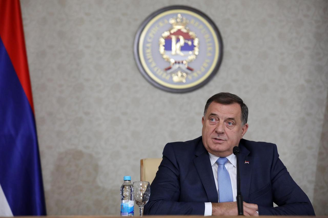 Član Predsjedništva BiH Milorad Dodik održao je konferenciju za medije