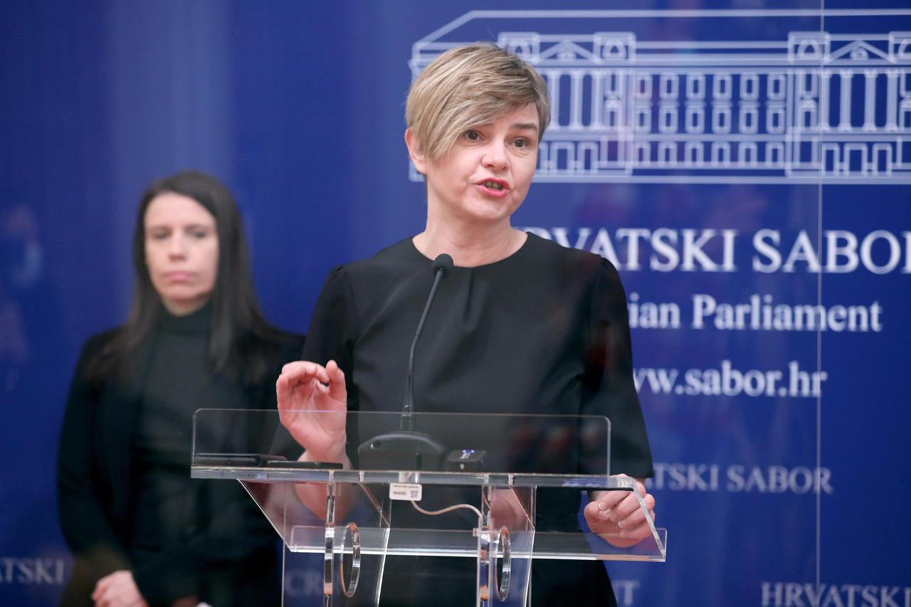 Zagreb: U Saboru održana konferencija o temi Položaj žena u vremenima krize