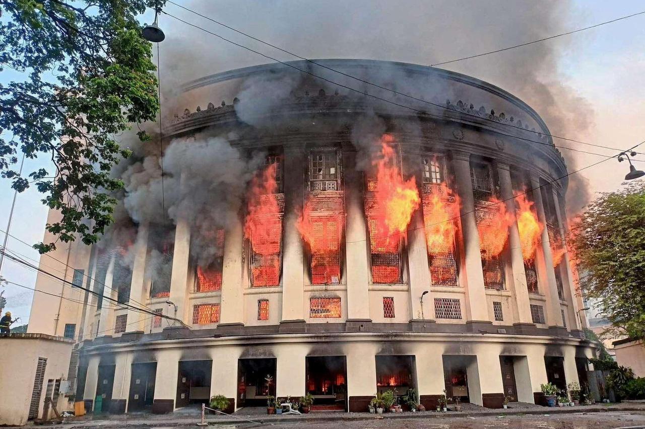 Massive fire hits Manila Central Post Office building, in Manila
