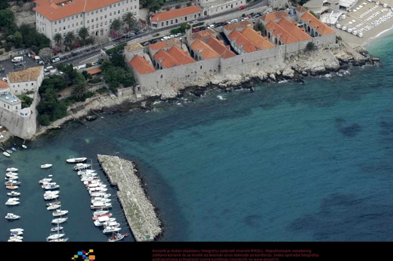 '08. 09. 2008., Dubrovnik - Komarda ispred Lazareta.  Photo: Zvonimir Pandza/Vecernji list'
