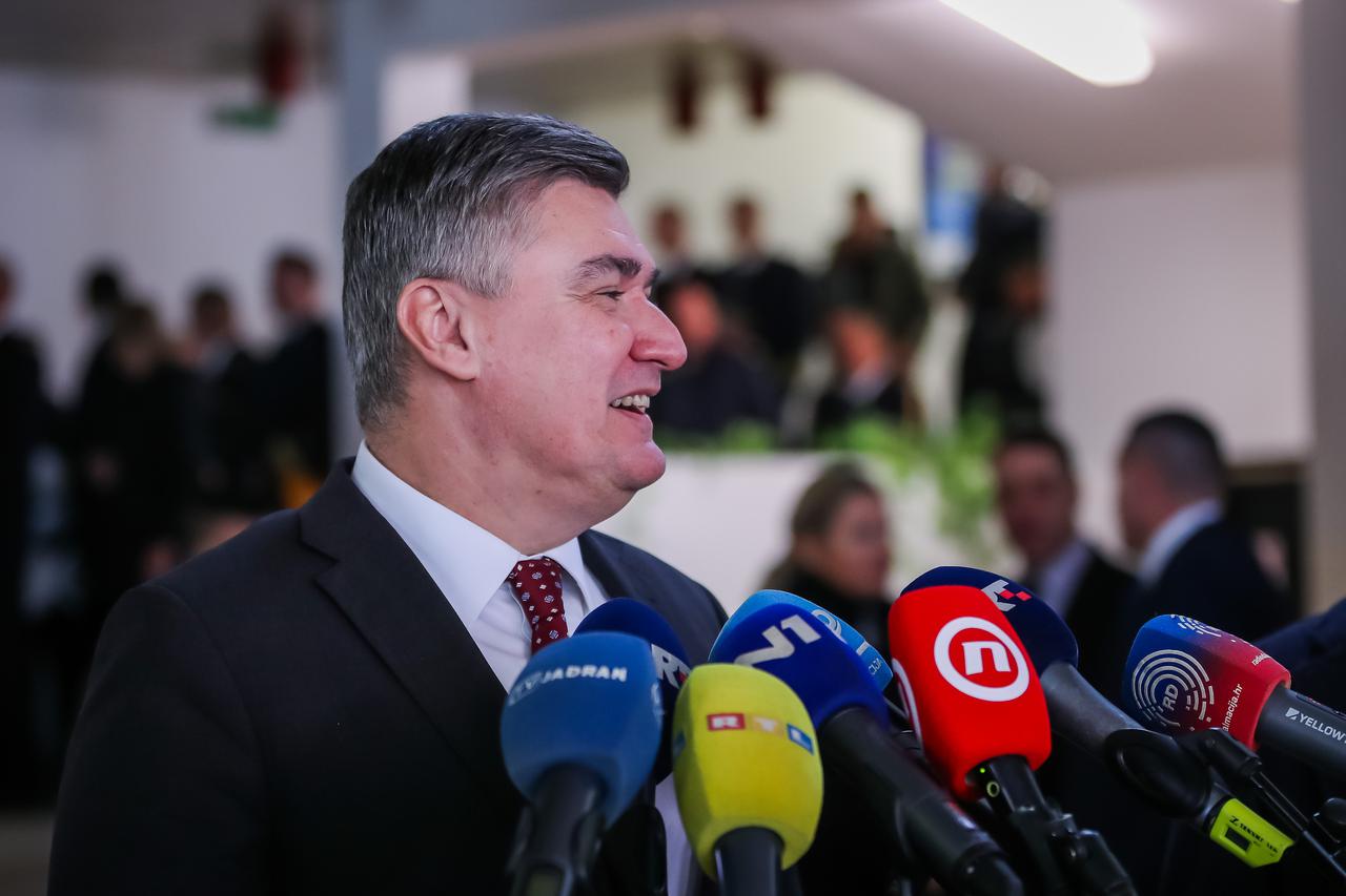 Split: Predsjednik RH Zoran Milanović dao je izjavu medijima