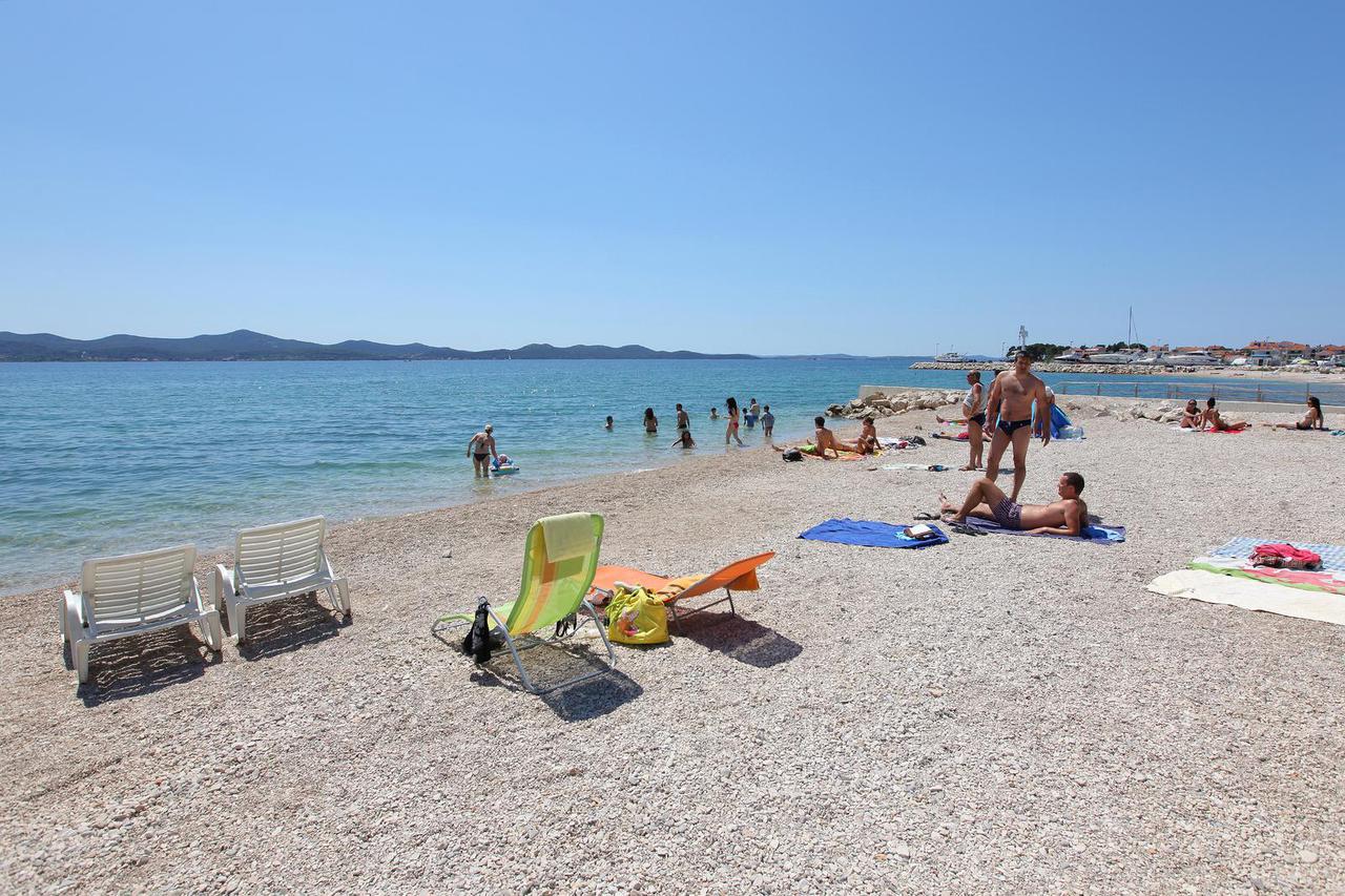 Zadar: Unato? velikoj vru?ini gradske plaže su gotovo prazne