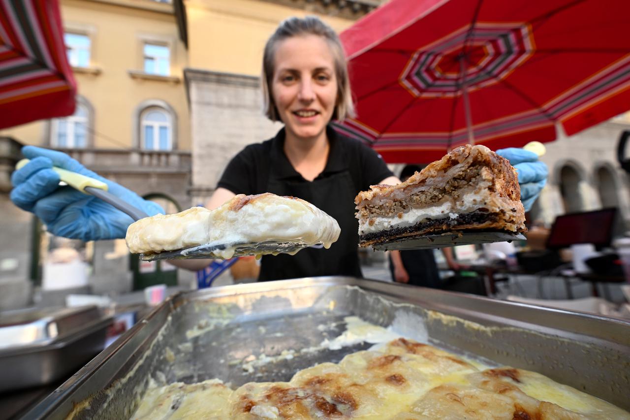 Zagreb: PLACE market na tržnici Dolac koja u popodnevnim satima postaje mjesto druženja