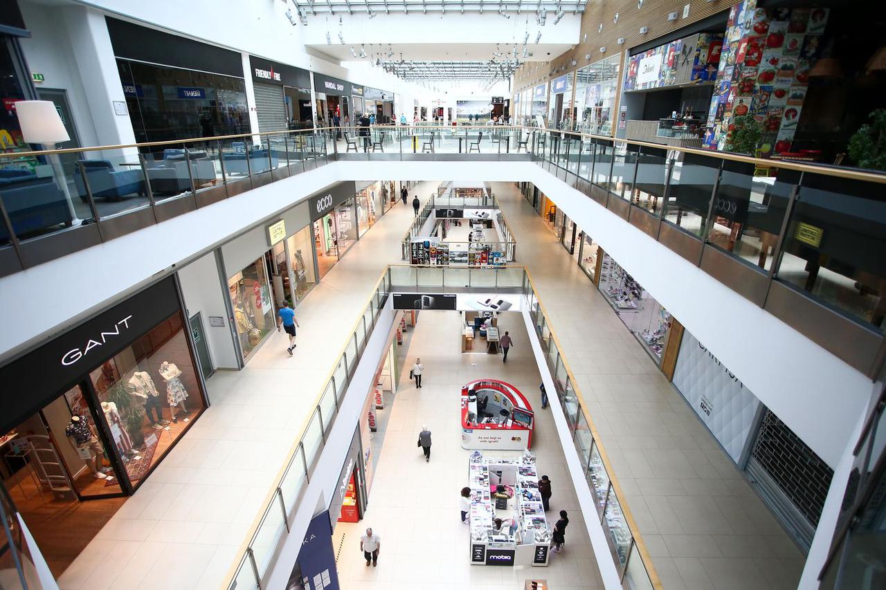 Zagreb: Avenue Mall u potpunosti otvoren nakon popuštanja mjera