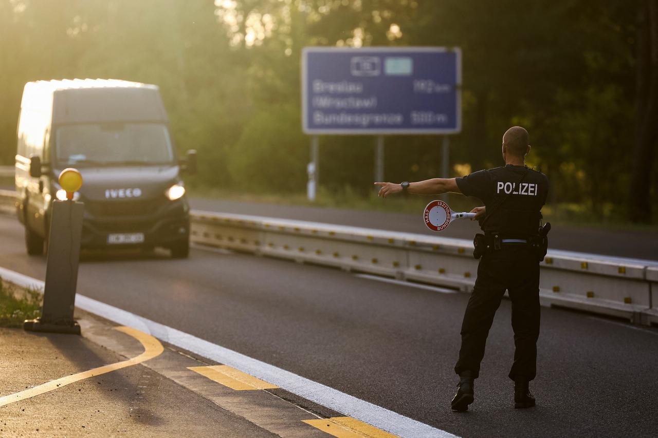 German police patrol along the German-Polish border to prevent illegal migration, near Bademeusel