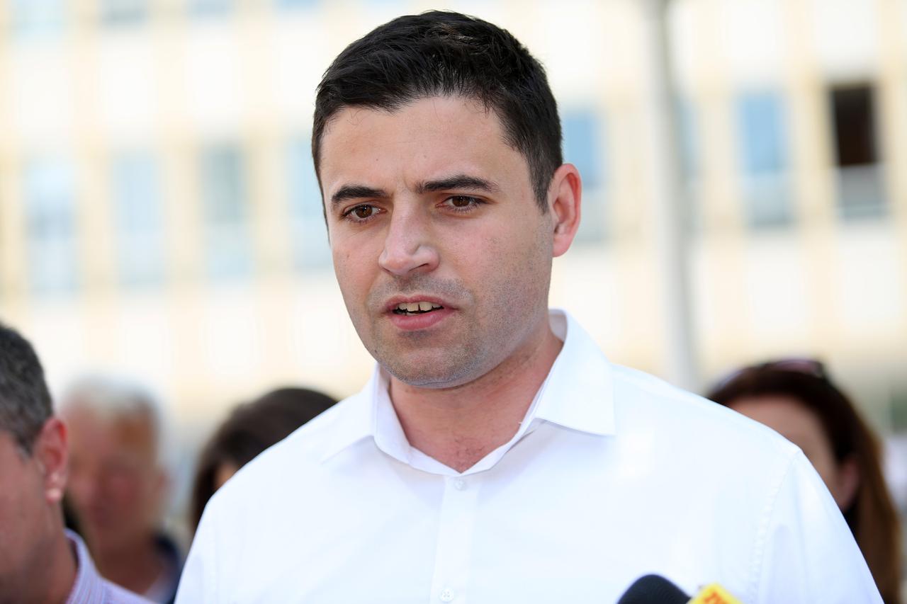 Šibenik: Bernardić dao podršku SDP-ovim kandidatima u drugom krugu lokalnih izbora