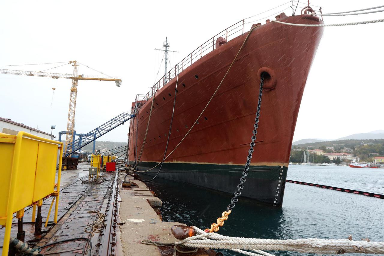 Brod Galeb na remontu u brodogradilištu Kraljevica