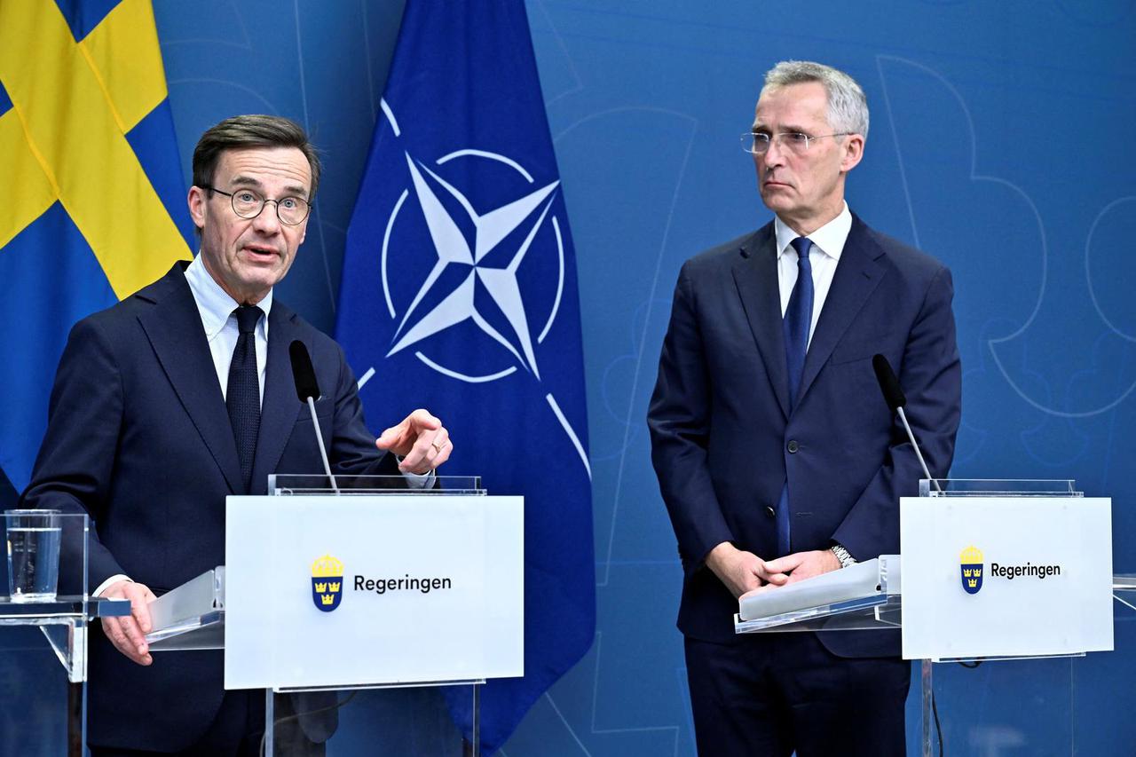Sweden's Prime Minister Kristersson and NATO Secretary General Stoltenberg attend a press conference in Stockholm