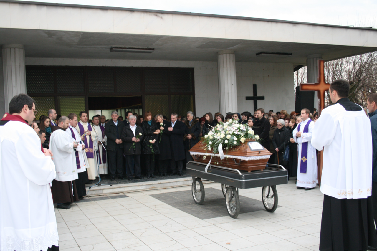 pogreb,Novska