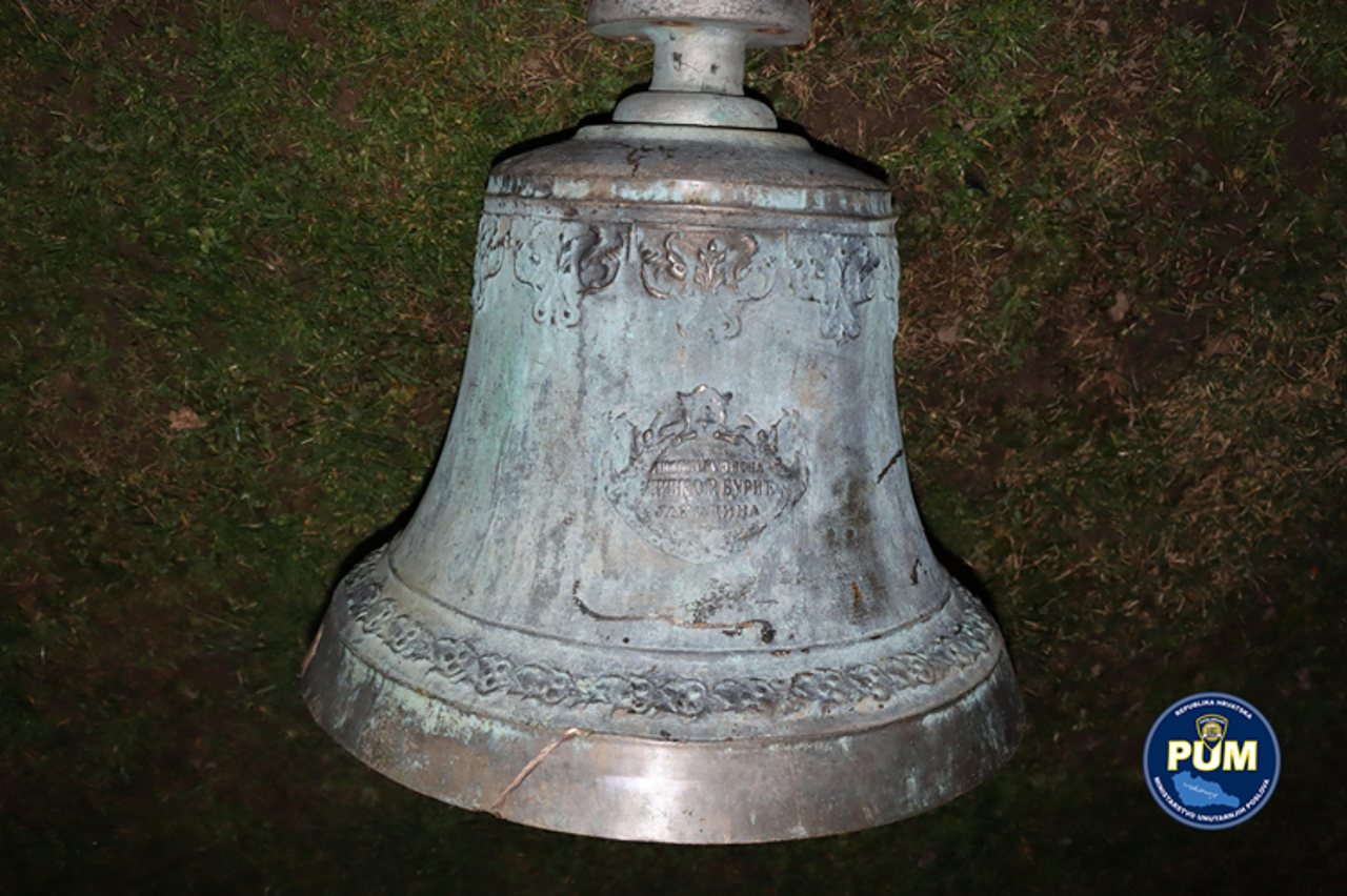 ukradeno crkveno zvono