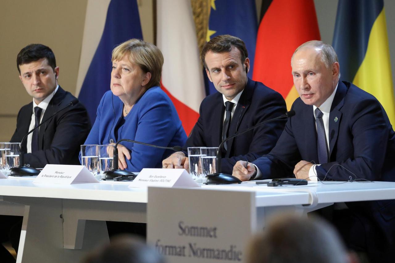 Vladimir Putin, Volodimir Zelenskij, Angela Merkel i Emmanuel Macron