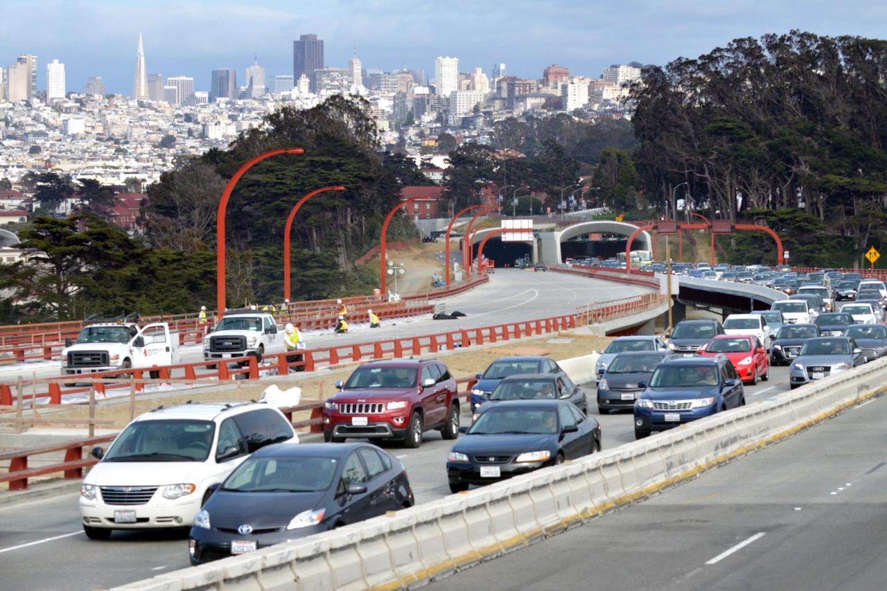 Traffic in San Francisco parkway tunnels