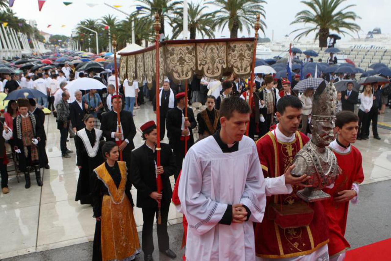 Sveti Duje, procesija, Split (1)
