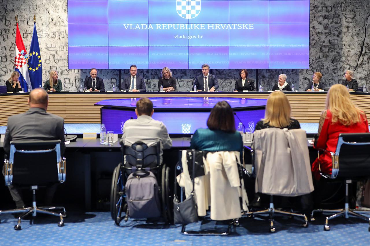 Zagreb: Sjednica Povjerenstva za osobe s invaliditetom