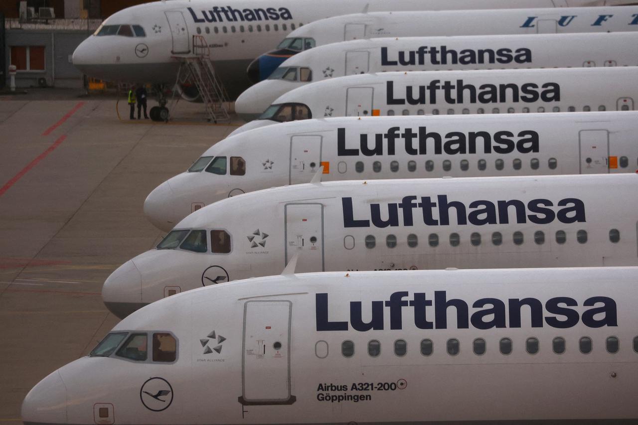 FILE PHOTO: Lufthansa pilots on strike at Frankfurt airport