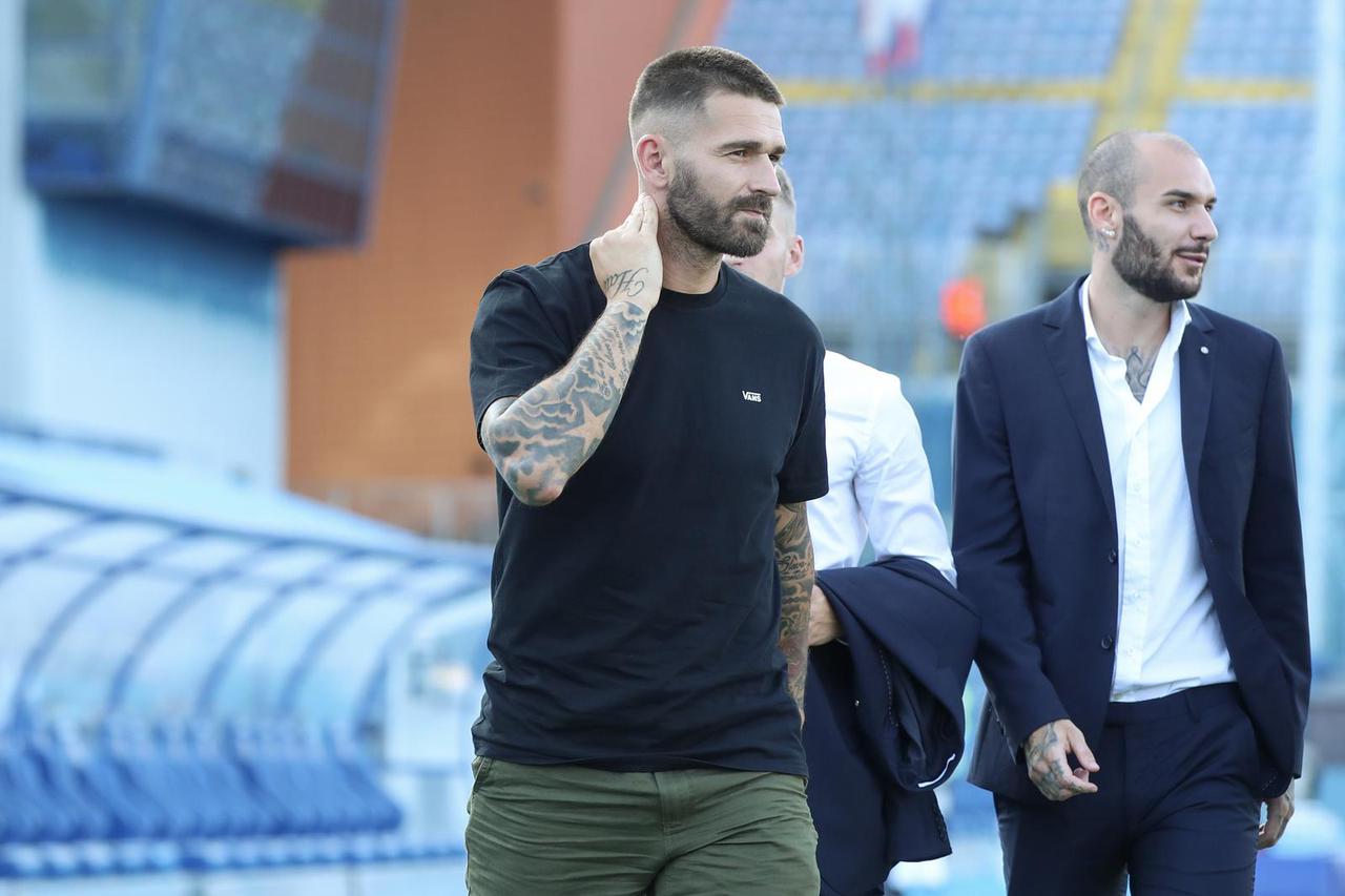 Zagreb: Marko Livaja, koji zbog kazne nema pravo nastupa, došao je podržati svoje suigrače u srazu s Dinamom
