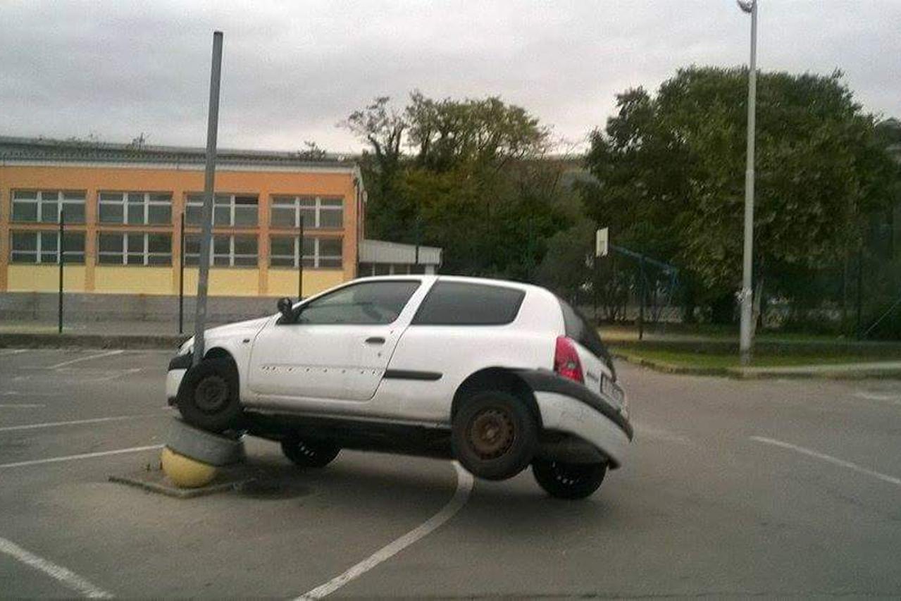 Parkiranje na stup