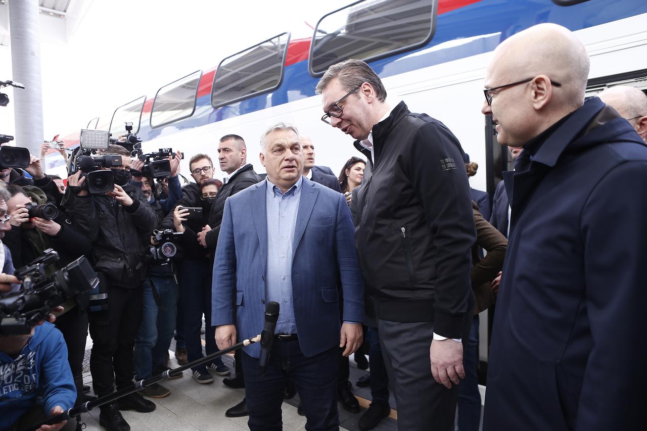 Beograd: Aleksandar Vu?i? i Viktor Orban na puštanju dionice pruge Beograd - Budimpešta