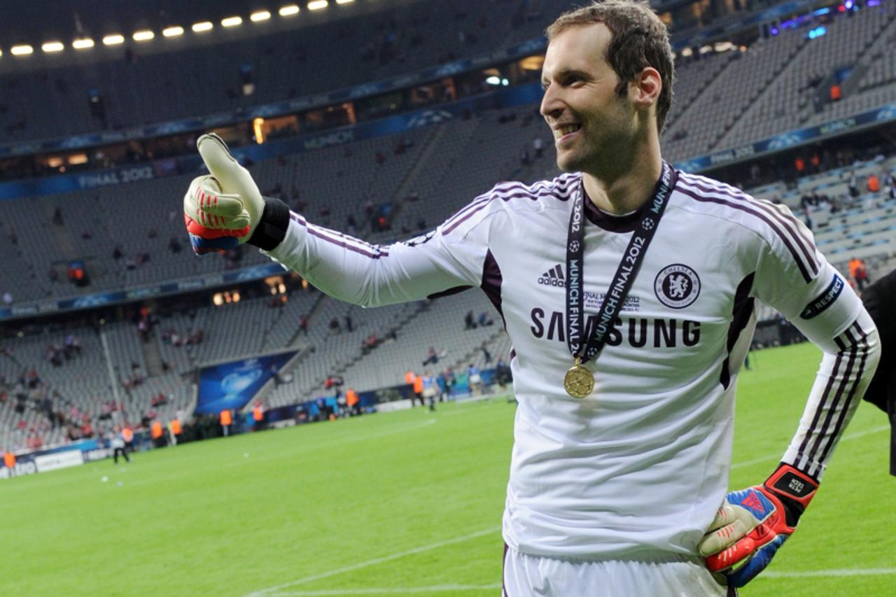 'Chelsea\'s Czech goalkeeper Petr Cech celebrates after winning the UEFA Champions League final football match between FC Bayern Muenchen and Chelsea FC on May 19, 2012 at the Fussball Arena stadium i