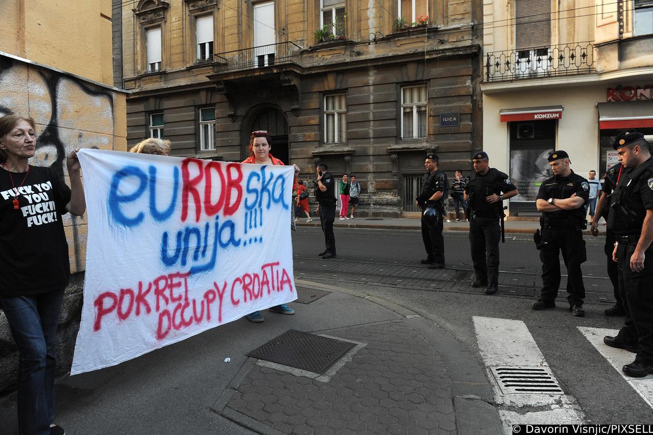 Zagreb: Occupy Croatia održao prosvjed protiv ulaska Hrvatske u EU