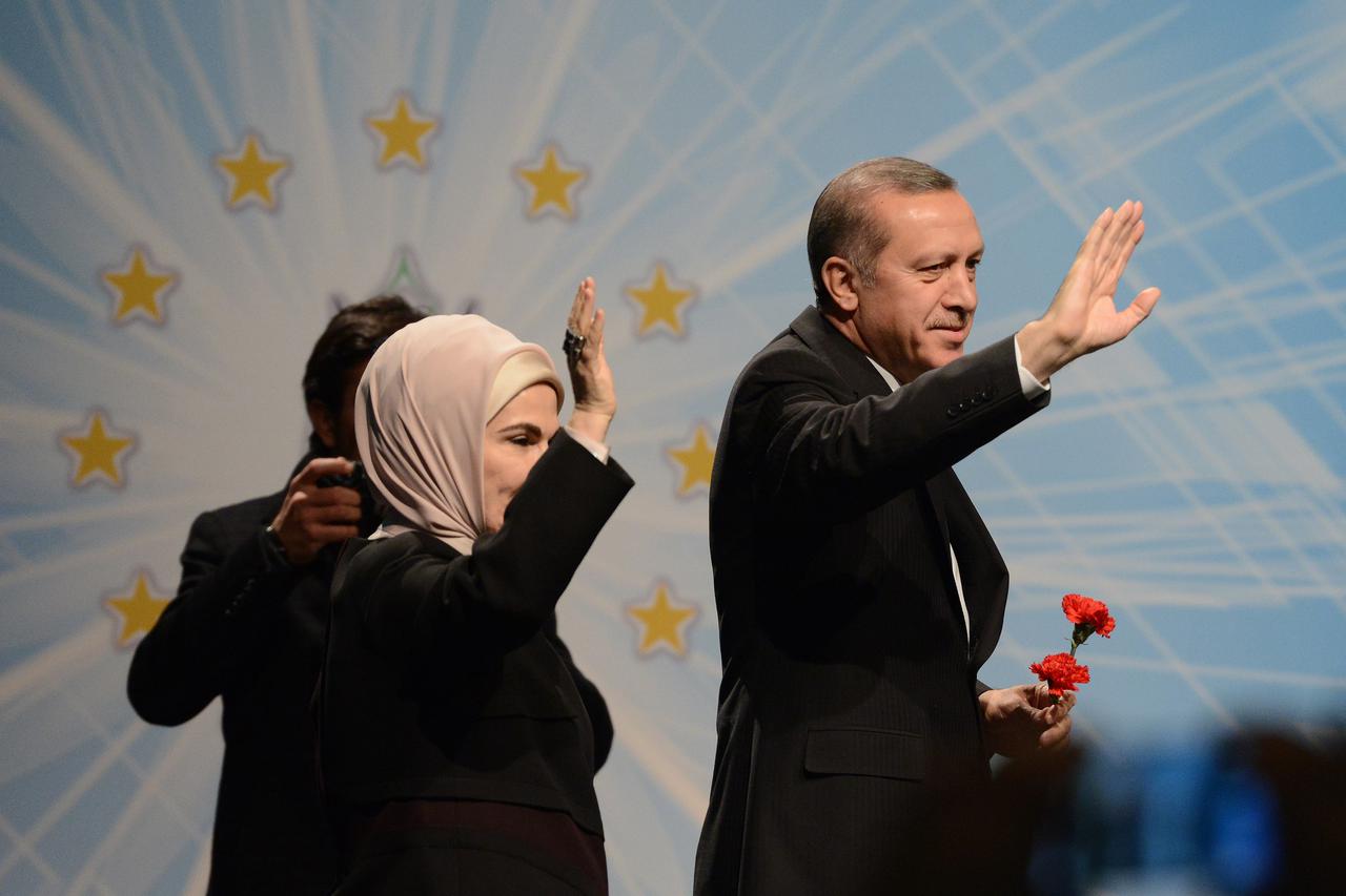 Turkish Prime Minister Recep Tayyip Erdogan and his wife Emine are received by members of the Turkish community at Tempodrom in Berlin, Germany, 04 February 2014. Photo: Rainer Jensen/dpa/DPA/PIXSELL