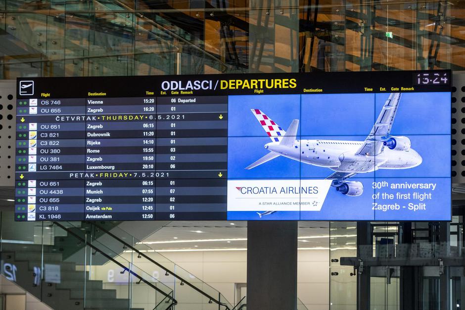 Kaštel Štafilić: Obilježena 30. godišnjica prvog komercijalnog leta Croatia Airlinesa