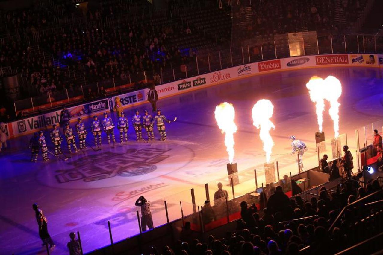 Arena Ice Fever, EBEL liga, 41. kolo, KHL Medvescak - HC TWK Innsbruck (1)