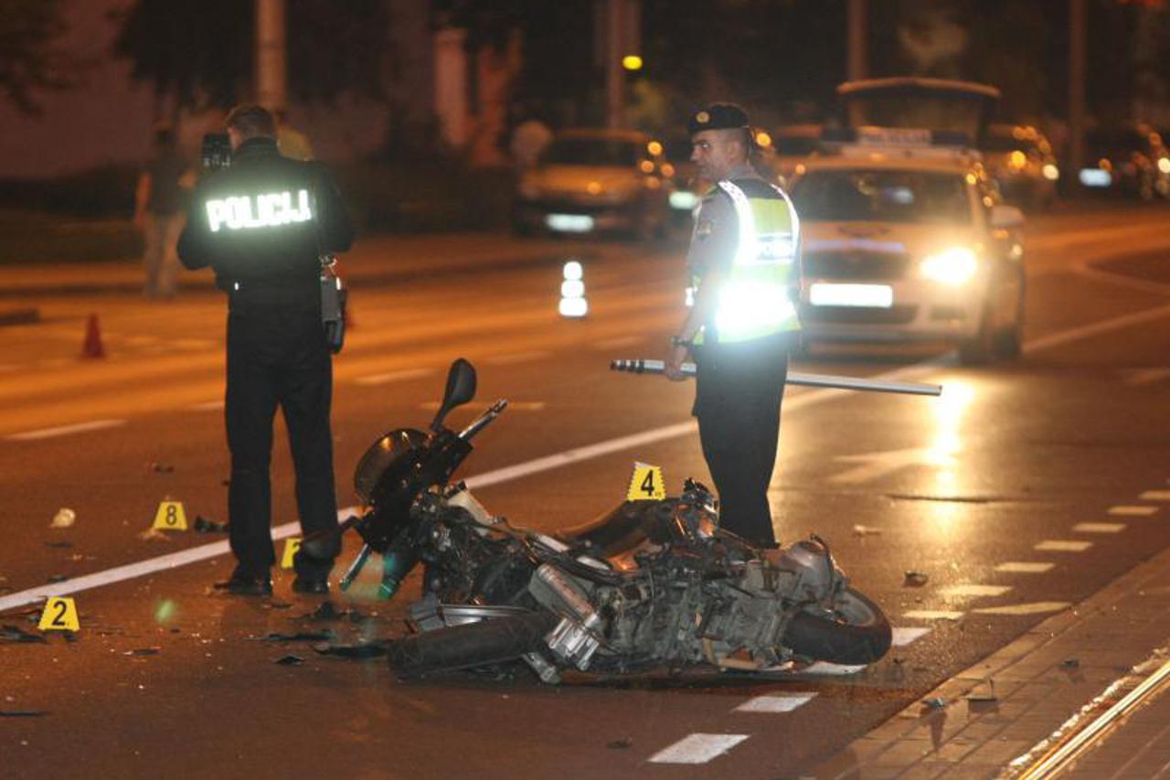 motociklist, policija, nesreća