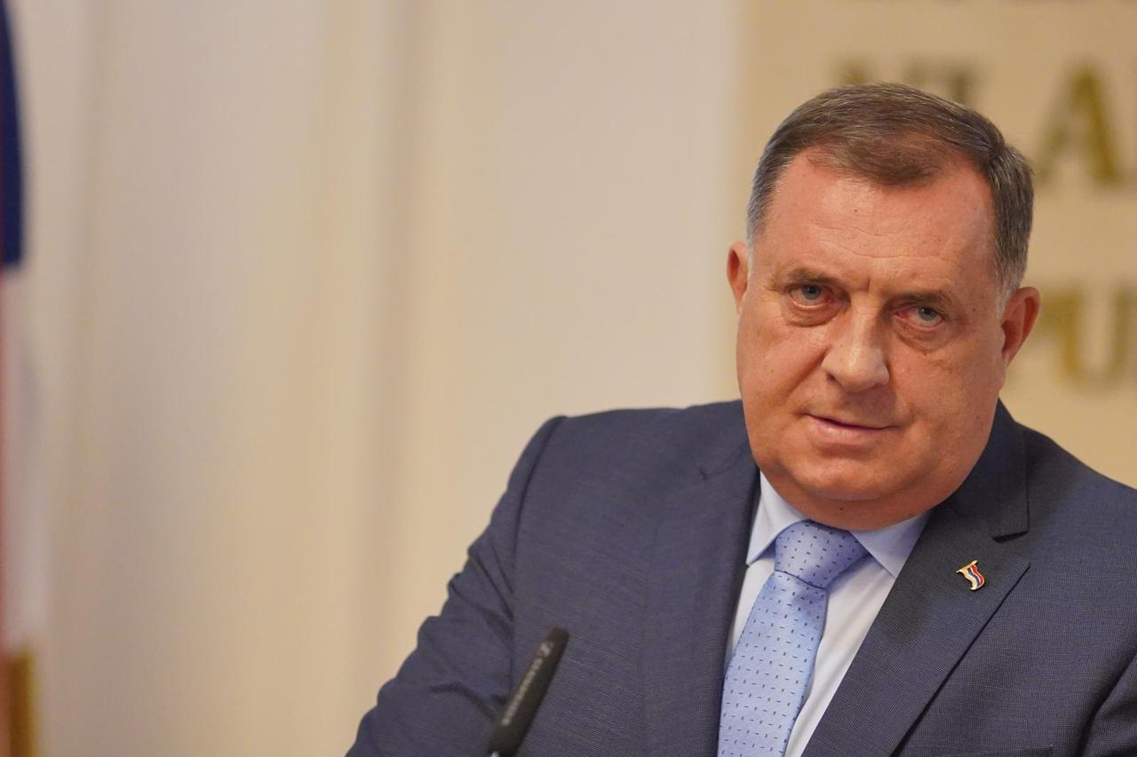 Banja Luka: Dodik poručio da neće poštovat zakon Valentina Inzka