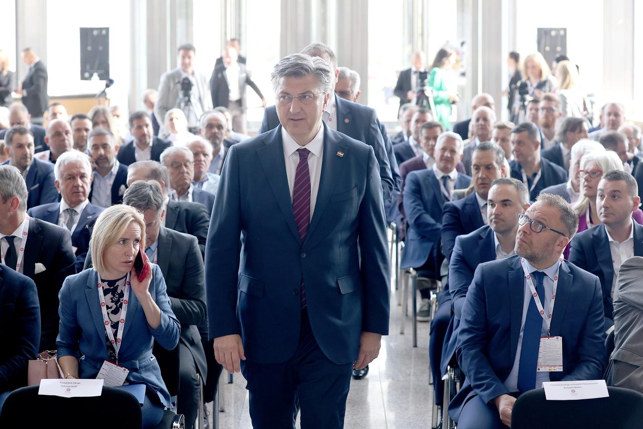 Zagreb: Odrzan 6. Prstenov poslovni forum na temu "Migracije – trziste rada – administracija"
