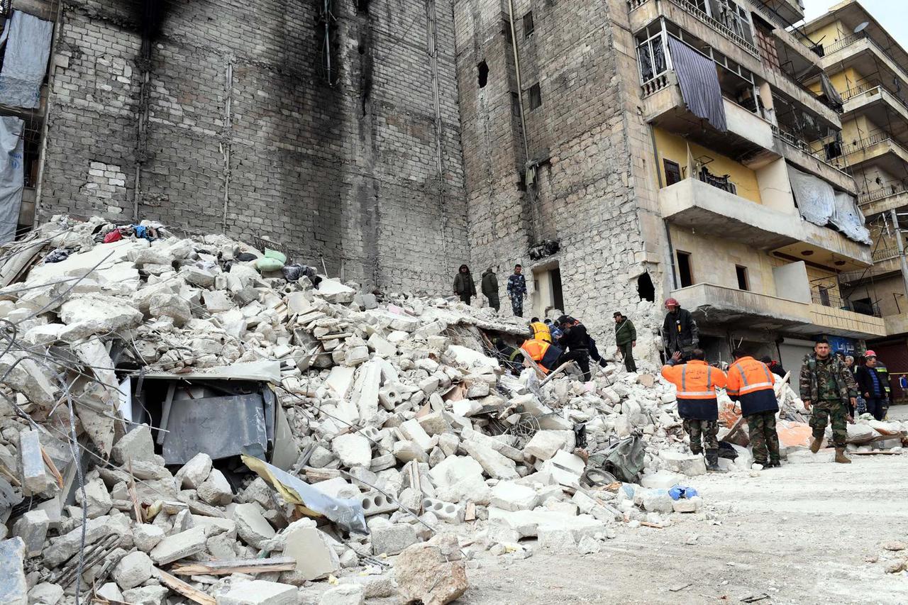U sirijskom gradu Aleppo urušila se zgrada