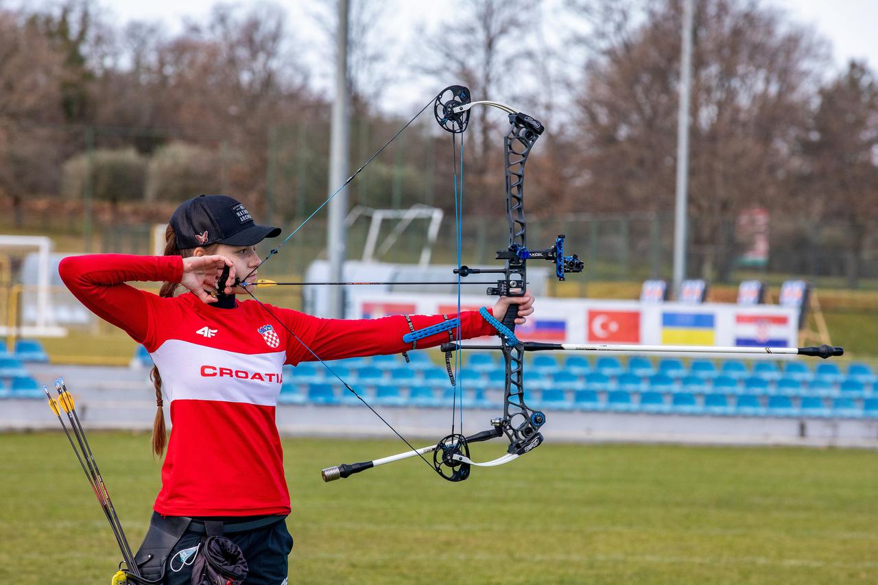 Poreč: Hrvatska streličarka Amanda Mlinarić osvojila zlato na European Grand Prix Poreč