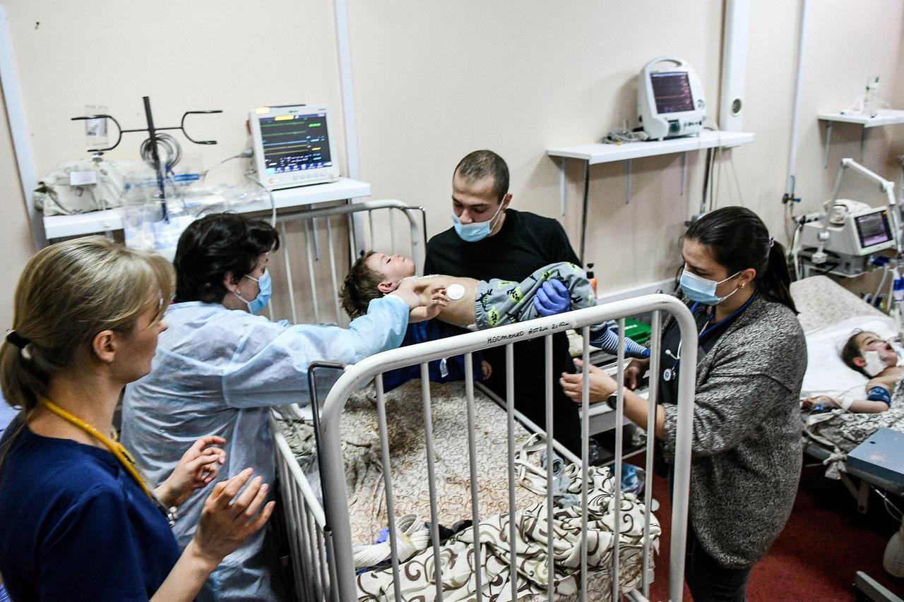 Ukrajina: Djeca ozlijeđena u ruskom grantiranju nalaze se u bolnici u Zaporizhzhiu