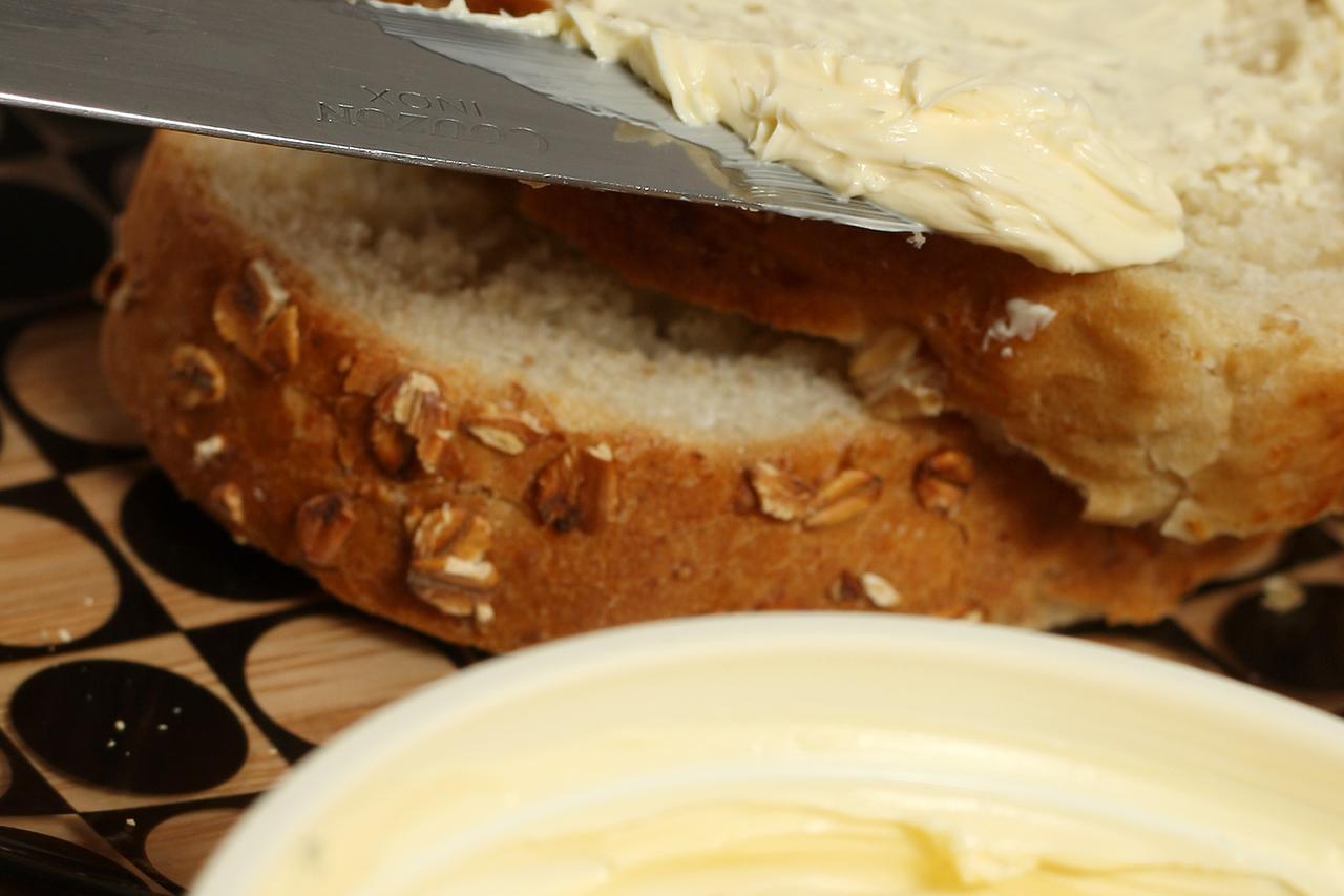 04.11.2014., - Kruh i margarin osnovni su sastojci gotovo svakog sendvica. Photo: Borna Filic/PIXSELL