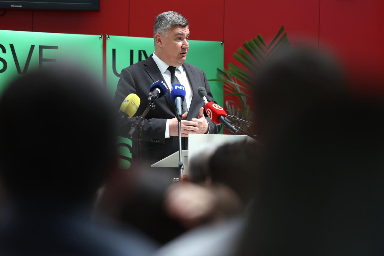 Predsjednik Zoran Milanović sudjelovao je na svečanoj sjednici Senata povodom Dana Sveučilišta u Rijeci - Dies Academicus