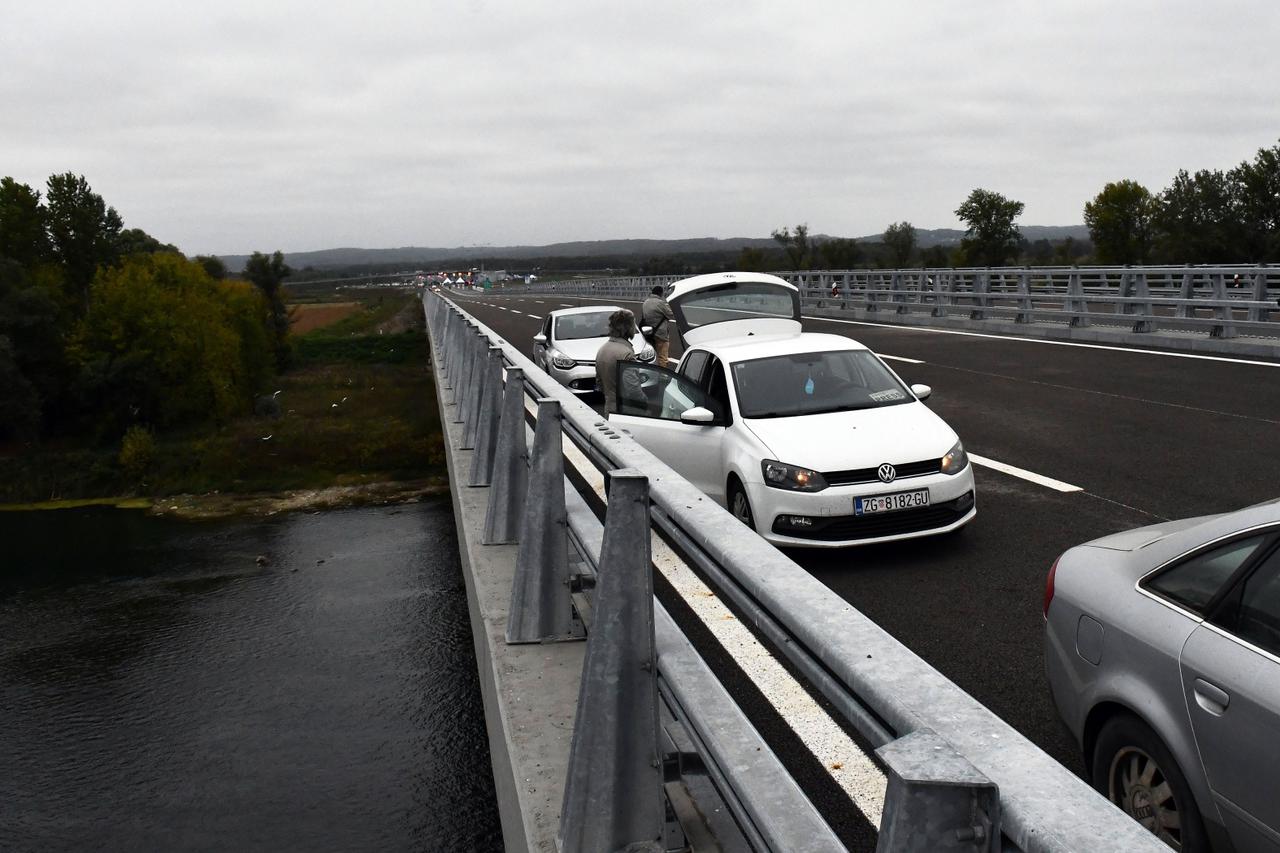 Svilaj: Svečanost otvorenja novog mosta preko rijeke Save i graničnog prijelaza Svilaj.
