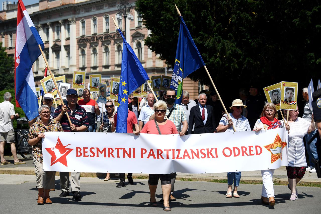 Zagreb: Mimohod "Besmrtni partizanski odred" povodom Dana antifašističke borbe