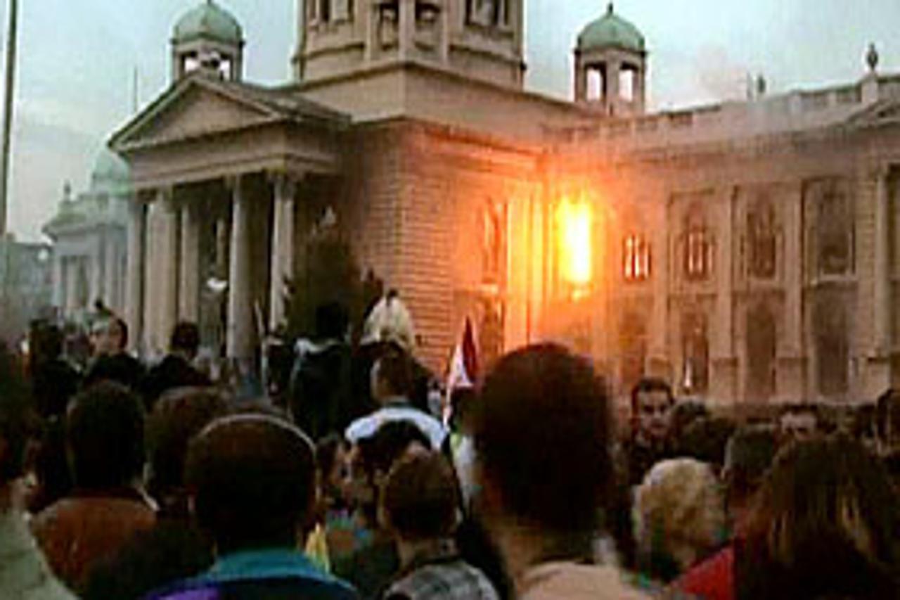 Kulminacija prosvjeda protiv Miloševića bila je paljevina beogradske Skupštine