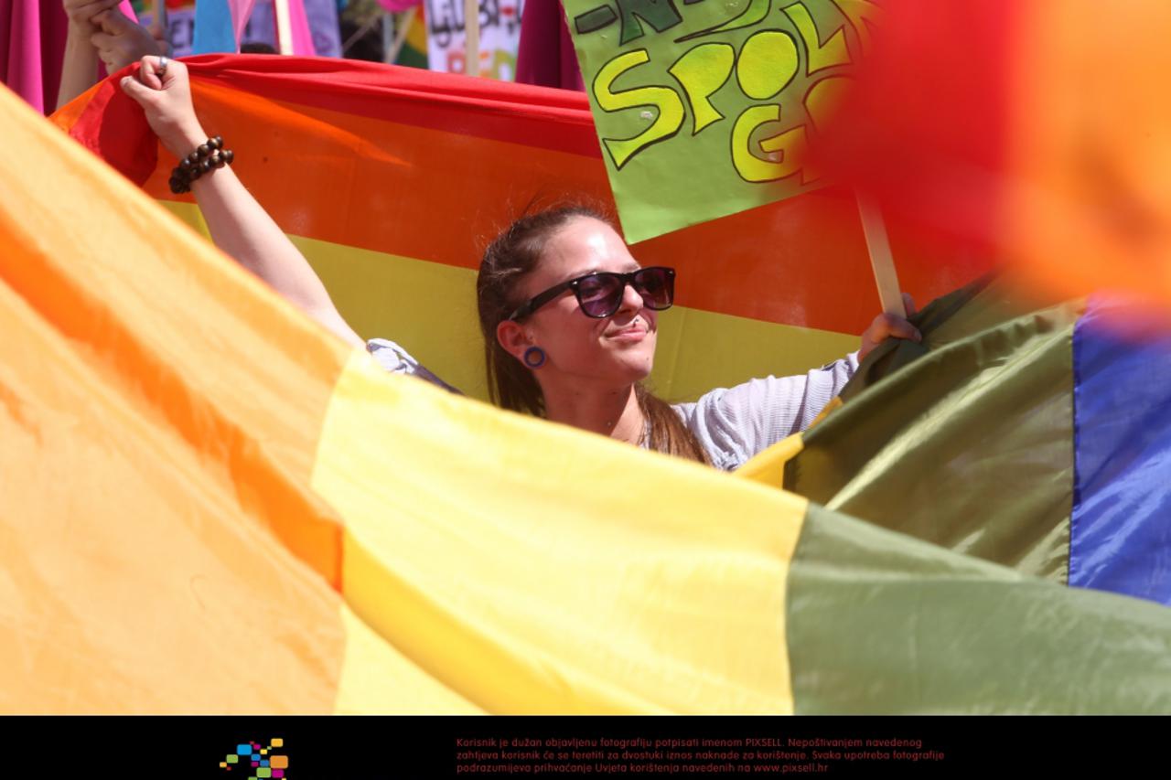 gay pride,povorka ponosa (1)