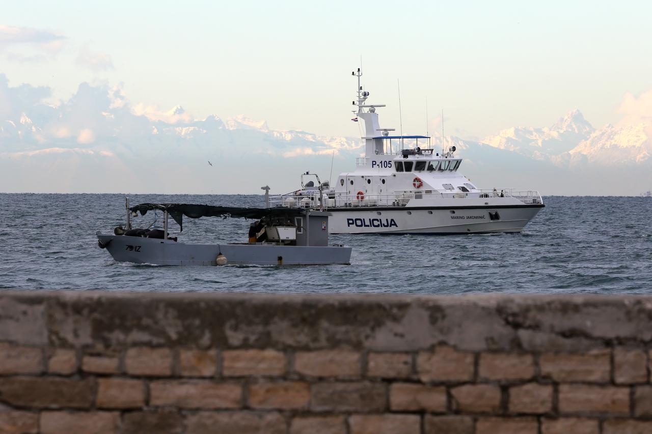 Savudrija: Ribari i policija na moru uz granicu sa Slovenijom