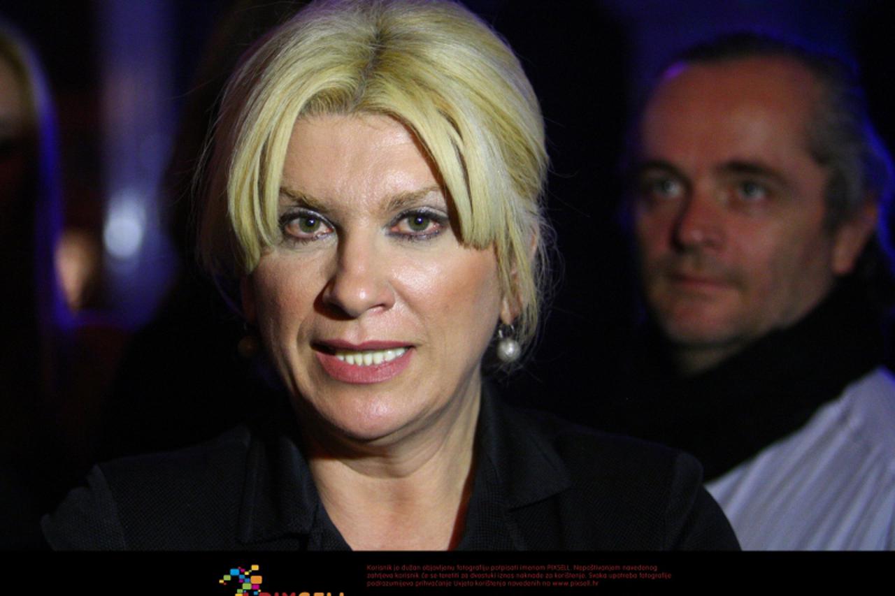 '28.12.2009., Zagreb - Izborni stozer predsjednicke kandidatkinje Vesne Skare Ozbolt nakon objave rezultata predsjednickih izbora. Photo: Igor Kralj/PIXSELL'