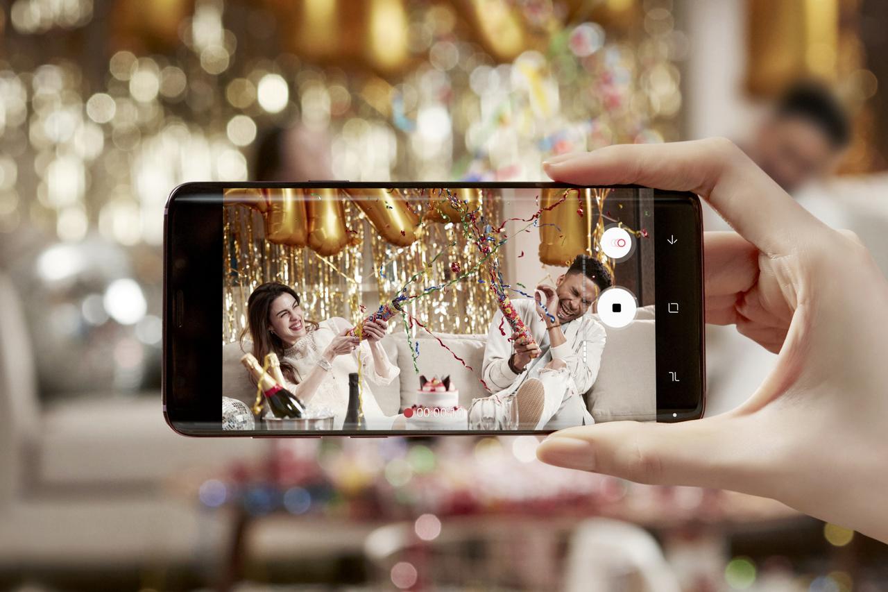 Samsungov vodič za korištenje pametnih telefona tijekom vjenčanja