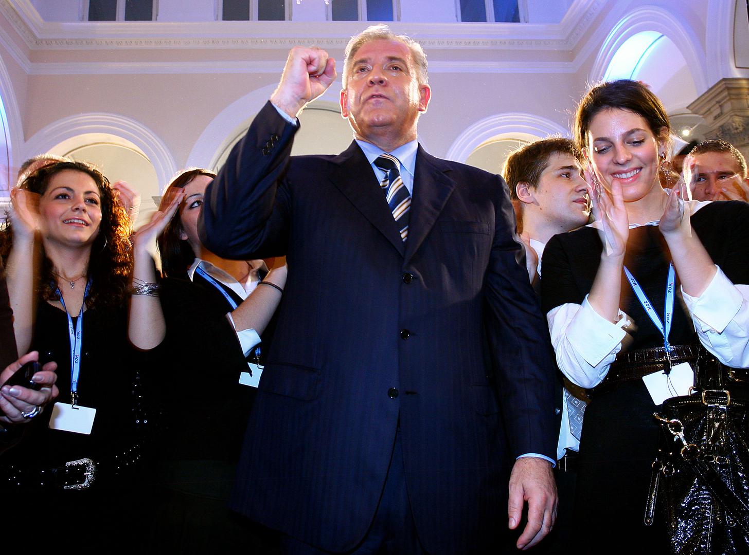 U 6. sazivu 2007. godine HDZ je ponovno osvojio 66 mandata i nakon njih formirao Vladu. U pola mandata Ivo Sanader je dao ostavku, a na čelo stranke je došla Jadranka Kosor.