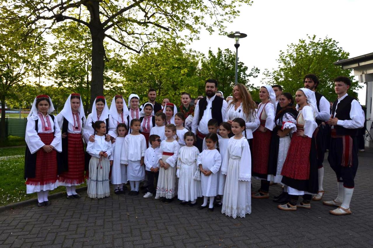 Folklorna skupina Fra Filip Grabovac iz Mainza