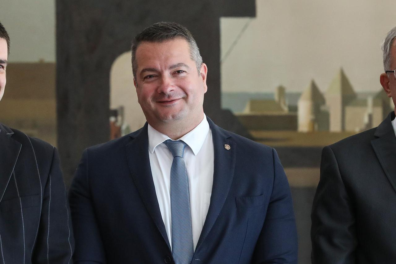 Zagreb: Predsjednica primila u posjet izaslanstvo projekta Putevima Bokeljskih Hrvata