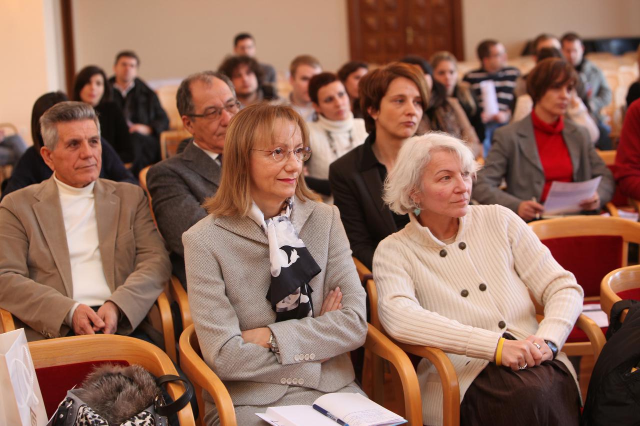 18.12.2010., Sveuciliste u Zadru, Zadar - Okrugli stol na temu buducnost diplomacije nakon WikiLeaksovih objava. Jasna Paro