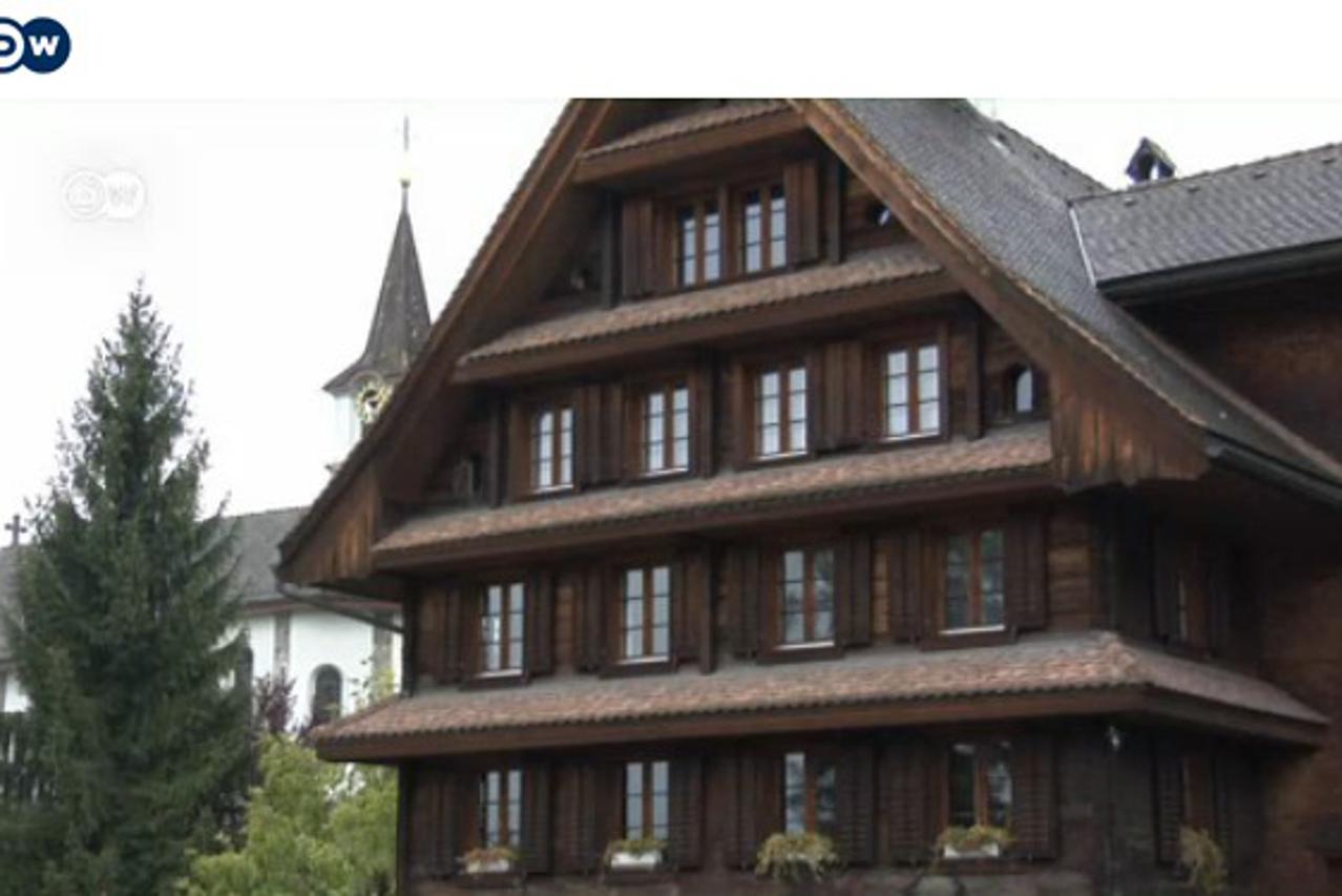švicarska,drvena kuća