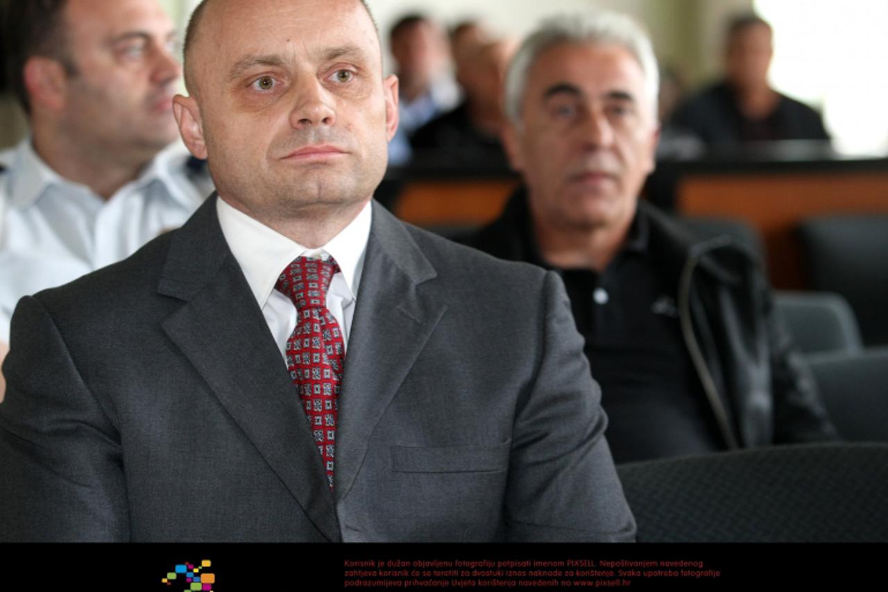 '21.05.2012., Osijek - Zapocelo sudjenja na Zupanijskom sudu za ratni zlocin. Vladimir Milankovic i Drago Bosnjak.  Photo: Davor Javorovic/PIXSELL'